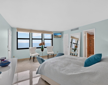 2800 N Ocean Drive - Photo Thumbnail 18
