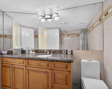2800 N Ocean Drive - Photo Thumbnail 36