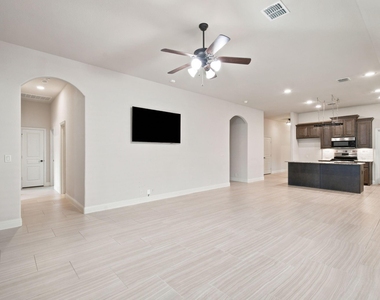 1509 Yellowthroat Drive - Photo Thumbnail 8