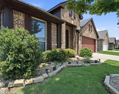 1509 Yellowthroat Drive - Photo Thumbnail 6