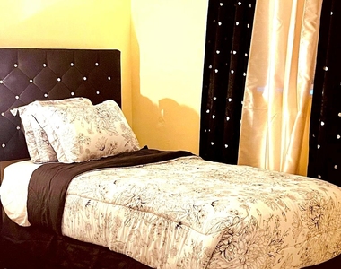 5441 Nw 17th Court - Photo Thumbnail 1