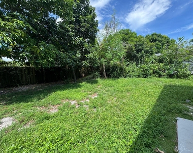 5441 Nw 17th Court - Photo Thumbnail 13