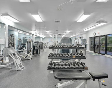 1104 Bahama Bend - Photo Thumbnail 31