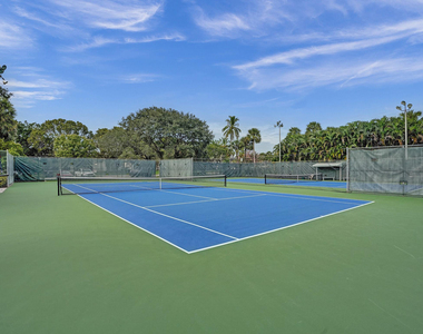 1104 Bahama Bend - Photo Thumbnail 16