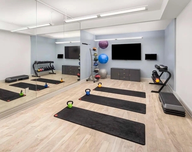 1200 Post Oak Boulevard - Photo Thumbnail 22