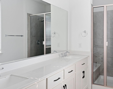238 Woodson Street - Photo Thumbnail 14