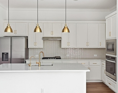 238 Woodson Street - Photo Thumbnail 6