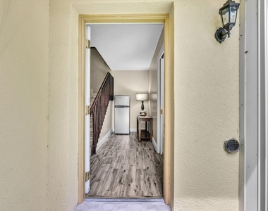 2909 Sw 22nd Circle - Photo Thumbnail 11