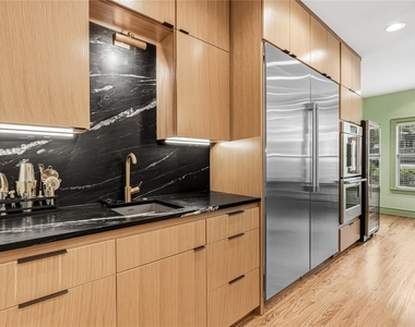 3201 Edward Drive - Photo Thumbnail 15