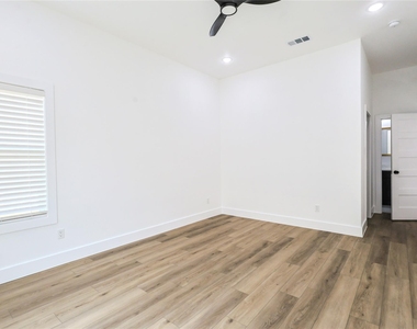 609 N Getzendaner Avenue - Photo Thumbnail 8