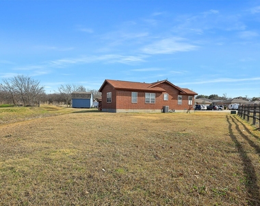 707 Doris Lane - Photo Thumbnail 23