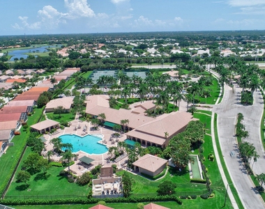 309 Nw Toscane Trail - Photo Thumbnail 35