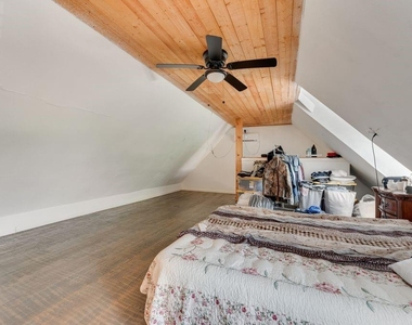 920 Meadowdale Drive - Photo Thumbnail 18