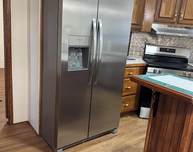 3510 Gerry Drive - Photo Thumbnail 9