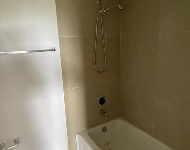 9938 Nob Hill Lane - Photo Thumbnail 9