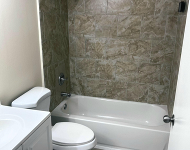 9938 Nob Hill Lane - Photo Thumbnail 19