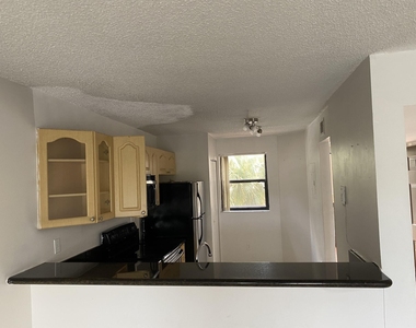 9938 Nob Hill Lane - Photo Thumbnail 12
