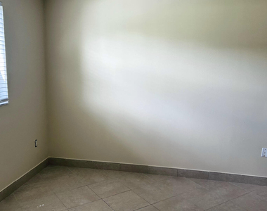9938 Nob Hill Lane - Photo Thumbnail 22