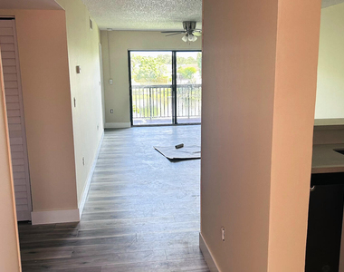 9891 Nob Hill Lane - Photo Thumbnail 25