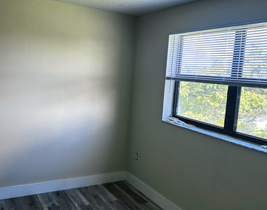 9891 Nob Hill Lane - Photo Thumbnail 37