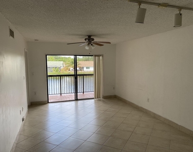 9891 Nob Hill Lane - Photo Thumbnail 16