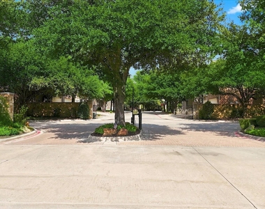 2929 Muirfield Drive - Photo Thumbnail 18