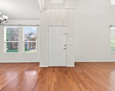 2929 Muirfield Drive - Photo Thumbnail 1