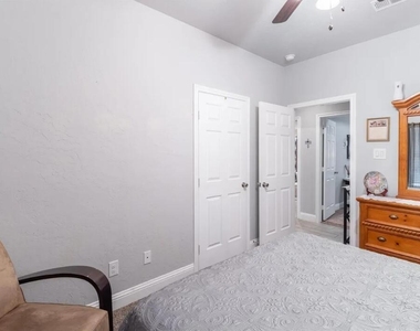 4812 Jefferson Street - Photo Thumbnail 14