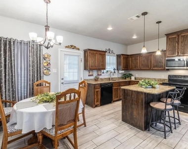 4812 Jefferson Street - Photo Thumbnail 5