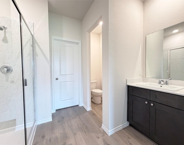 1101 Overhill Road - Photo Thumbnail 15