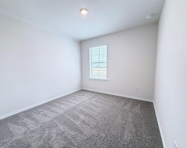 1101 Overhill Road - Photo Thumbnail 18