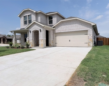 1101 Overhill Road - Photo Thumbnail 1