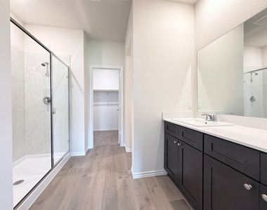 1101 Overhill Road - Photo Thumbnail 14