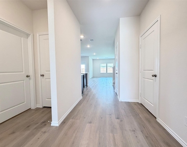 1101 Overhill Road - Photo Thumbnail 2