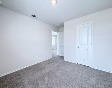 1101 Overhill Road - Photo Thumbnail 19