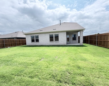 1101 Overhill Road - Photo Thumbnail 25