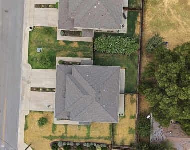 809 Jameson Street - Photo Thumbnail 21
