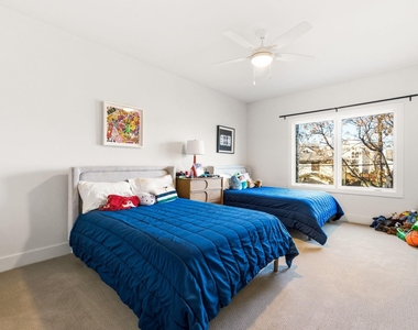 4827 Newmore Avenue - Photo Thumbnail 24