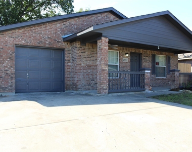 2001 San Antonio Street - Photo Thumbnail 1
