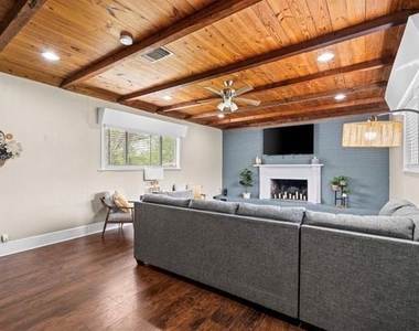 1110 Park Street - Photo Thumbnail 18