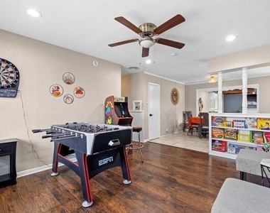 1110 Park Street - Photo Thumbnail 13