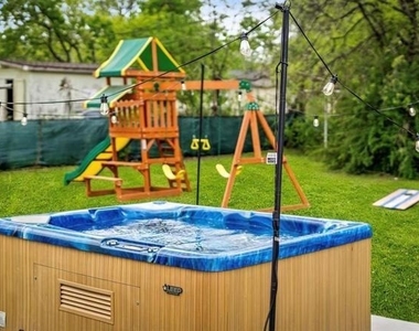 1110 Park Street - Photo Thumbnail 25