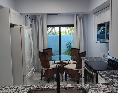 10953 Hidden Lake Place - Photo Thumbnail 7