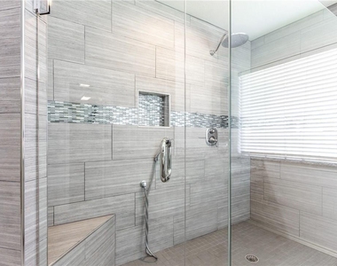 1020 Bonanza Drive - Photo Thumbnail 2