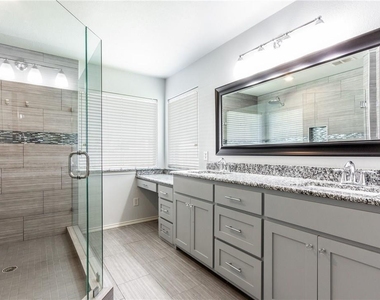 1020 Bonanza Drive - Photo Thumbnail 3