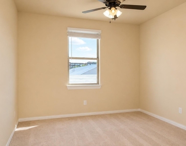 606 Seneca Boulevard - Photo Thumbnail 15