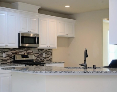 606 Seneca Boulevard - Photo Thumbnail 19
