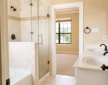 606 Seneca Boulevard - Photo Thumbnail 12