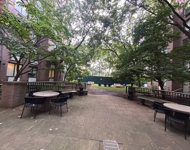 Battery Place - Photo Thumbnail 10