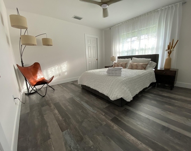 661 W Rambling Drive - Photo Thumbnail 22